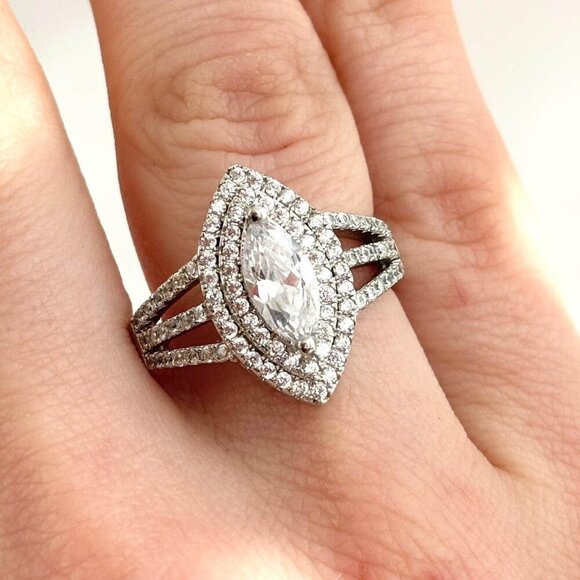 STAUER Designer Sterling Silver Mirador Marquise Cut Cubic Zirconia Vintage Ring - Picture 1 of 10